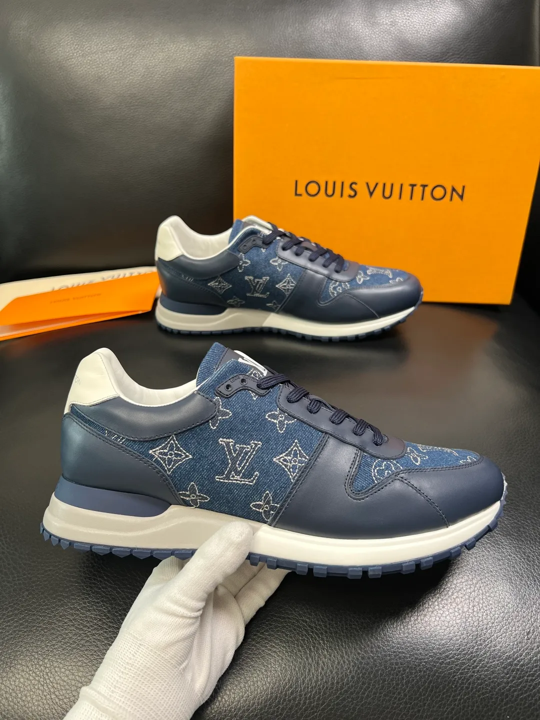 Men's shoes 💰740 Lv high quality top handicrafts Louis Vuitton, counters are equipped with the original factory, the uppers are imported from Italy, high-quality splicing colorful complex crafts, imported cowhide lining is soft and comfortable, soles: original soles specially provided by the original factory, T men's shoes 💰U exclusive movable molded soles are super comfortable, original factory single goods, code number 39-44 (customized 45)